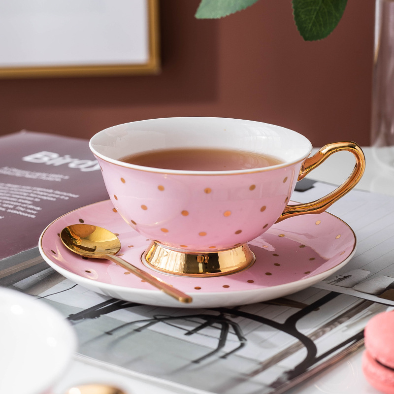 Ceramiczne różowe kubki do kaw – Coffee Tea Game recenzja i cena