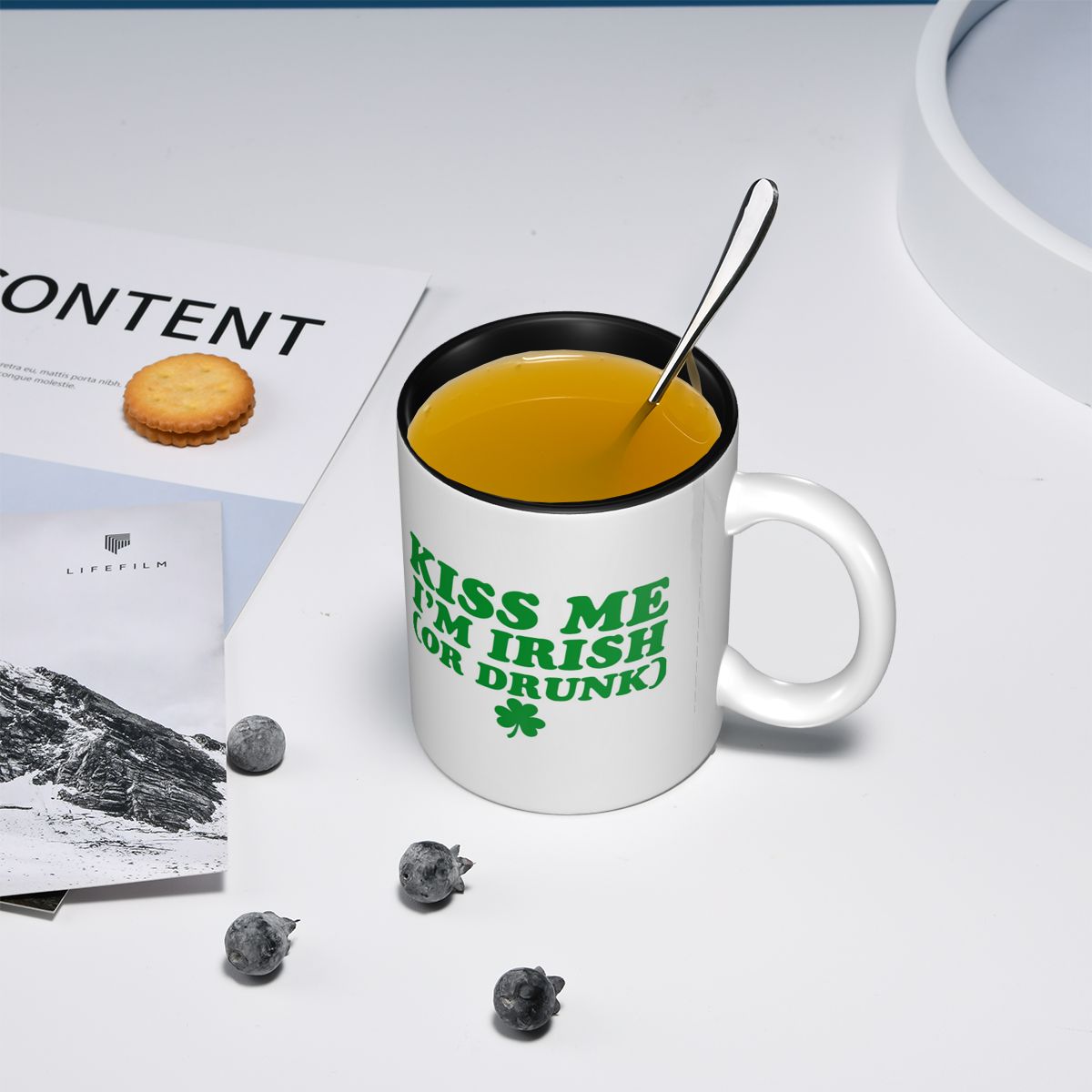 Pocałuj mnie, jestem Irlandzki – Coffee Tea And Me recenzja i cena